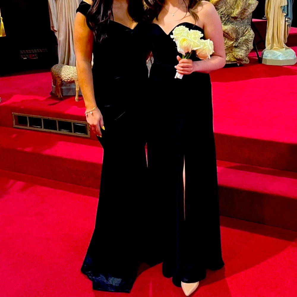 Black off the shoulder dress -velvet